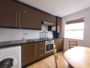 KITCHEN- click for photo gallery